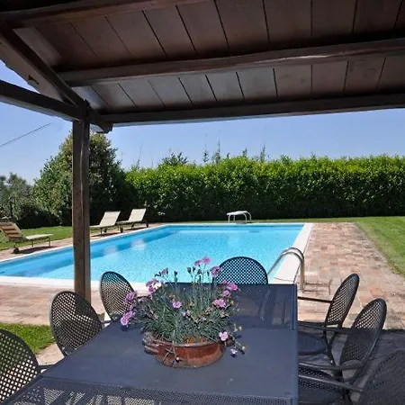Almone Sleeps 10 Pool Wifi וילה טורג'אנו